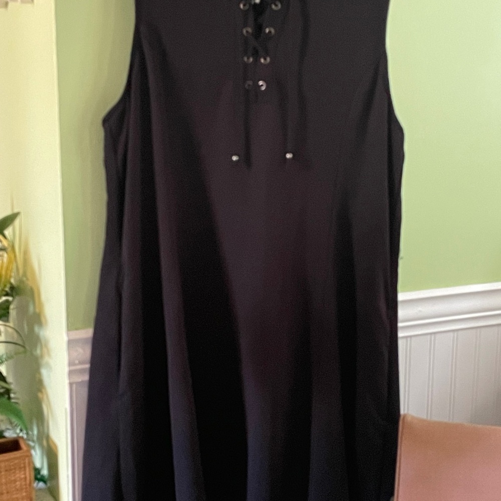 Black Simpy Noelle Dress